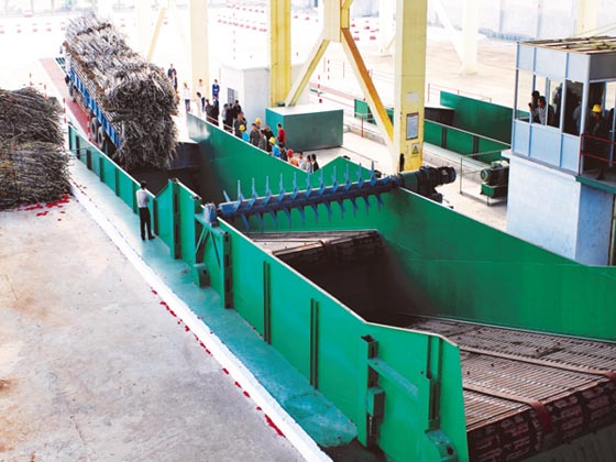 自動(dòng)卸蔗輸送機(jī)